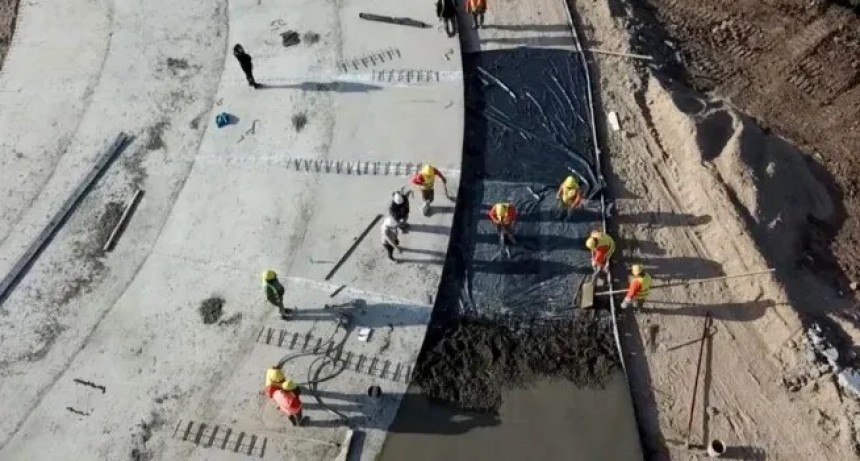 Obra pública: ya llegan telegramas de despido tras el anuncio de posible recorte con el nuevo Gobierno