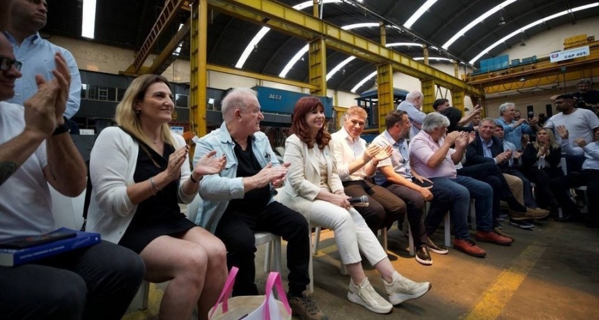 Cristina Kirchner vuelve a recorrer el conurbano en su primera aparición como presidenta del PJ 