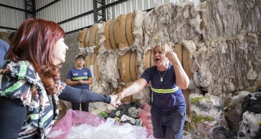 El plan de Cristina Kirchner: qué hay detrás de las caminatas por La Matanza, Avellaneda y Lanús