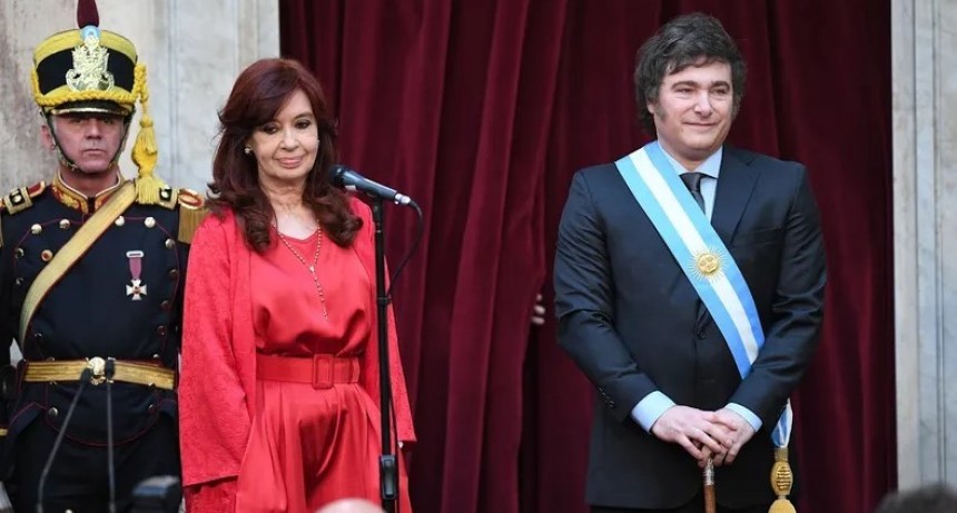 Vialidad: sin sentencia firme ni soporte legal, el Gobierno le sacó jubilación y pensión a CFK