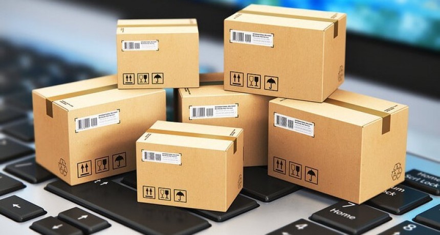Economía eleva a 3.000 dólares el límite para compras en el exterior