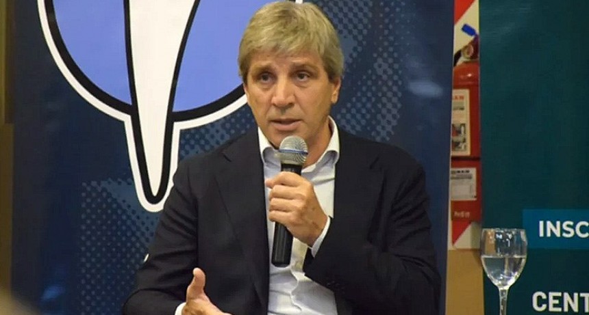 Luis Caputo disertó en Corrientes: 