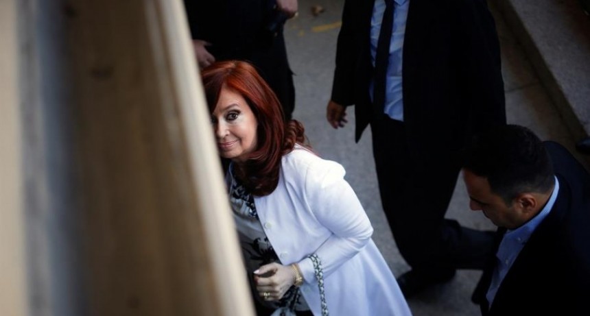 Macri mandó a pedir la prisión preventiva de Cristina, para presionar a Milei con ficha limpia