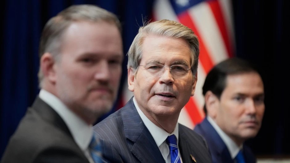 Crecen los rumores de molestia de Trump con Milei por China