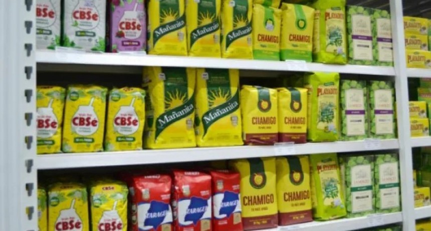 Yerbas, fideos y jabones están por las nubes en los súper de Corrientes