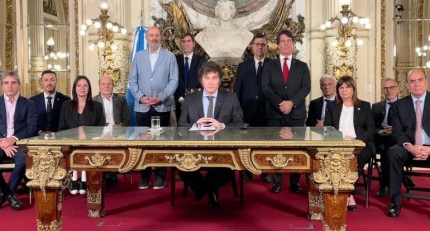 Libertad para el saqueo: el DNU completo que liquida leyes y derechos