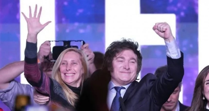 Para Javier Milei, el desdoblamiento de Macri es una declaración de guerra y alista su tropa para la batalla