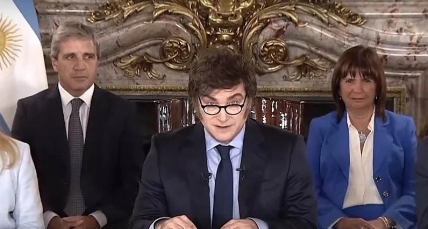 El Gobierno prorrogó el Presupuesto 2023 para 2025: aumenta el ajuste y despidos