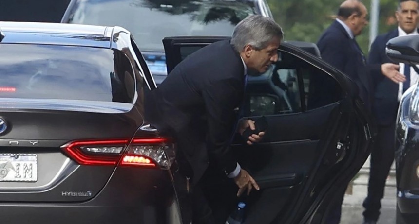 La producción automotriz se derrumbó un 29,3% en noviembre y las fábricas se siguen achicando